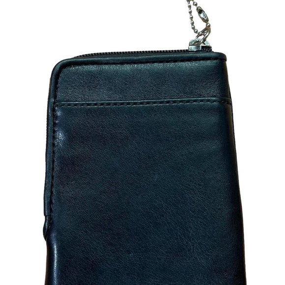 Beautiful black coach wallet 5.5 “ x 3.5” with a zipper - Picture 2 of 3